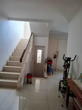 Dijual rumah cluster fiordini gading Serpong Tangerang