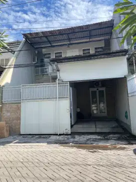 Dijual Rumah Kedinding Tengah Dekat Sekolahan SHM