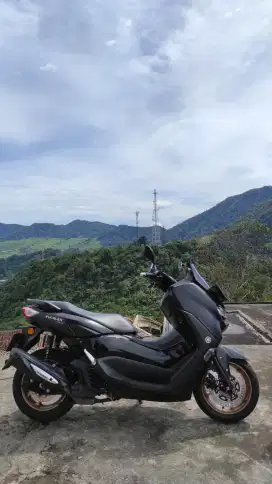 Nmax connected 2022