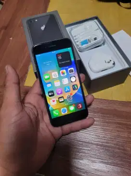 iPhone 8 64 GB mulus fulset normal