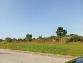 Dijual kavling di kawasan Industri Lippo Rolling Hill Karawang