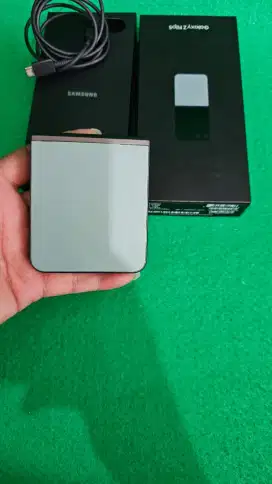 SAMSUNG Z FLIP 6 RAM 12/256GB ORIGINAL SEIN INDONESIA