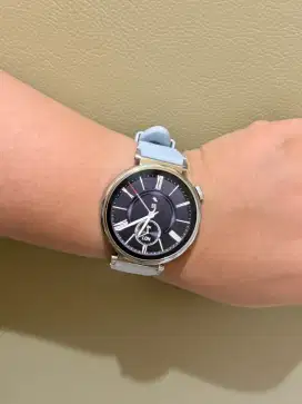 Huawei Watch Smartwatch GT 5 41mm garansi on 1tahun