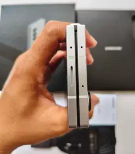 SAMSUNG Z FOLD 6 5G RAM 12/256GB

TAMPILAN MEWAH SAMSUNG Z FOLD 6 5G