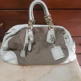 Tas wanita merk PRADA original