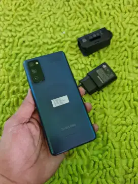 Samsung S20 FE Snapdragon ram 8+8/128 mulus hp charger