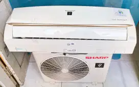 Jual ac Sharp 1/2 pk R32 lowwat 360 watt kondisi 95% ori semua