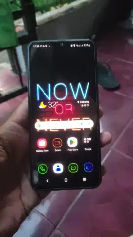 Samsung M21 hp doang
