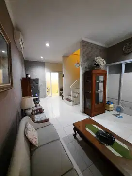 Dijual cepat rumah siap huni 2 lt fi Regency Melati Mas, Serpong