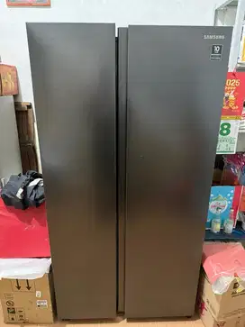 Lemari Es Samsung