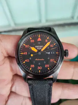 Seiko 5 Sports SRPH33K1 Automatic Black Dial