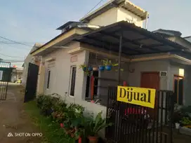 Rumah siap huni di cluster rahayu cinunuk dekat kampus UPI cibiru