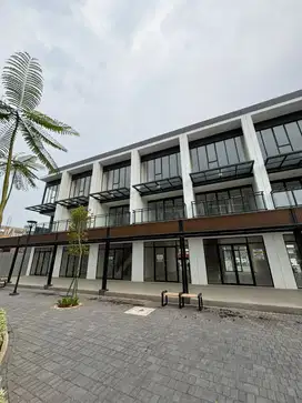 DISEWAKAN CEPAT RUKO HAMPTON 2 FACADE