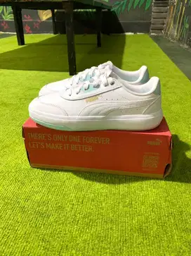 Sepatu Puma Sneakers Tori