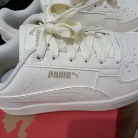 PUMA Sneaker Caven 2.0 (Size 37)