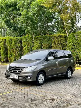 DI JUAL !  Toyota Kijang Innova G 2.0 Bensin Metic 2014