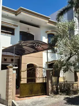 Dijual SHM Rumah Full Furnish Siap Huni Citraland Utama Surabaya Barat
