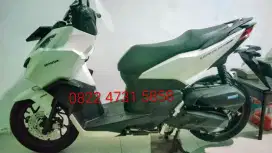vario 160 putih 2022