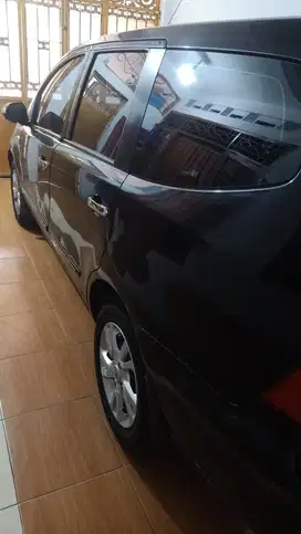 Nissan Grand livina 2012 Bensin