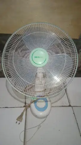 Dijual kipas angin tembok merk Maspion seken