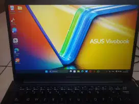 ASUS Vivobook 14 A1404ZA - [Intel Core i3-1215U / 8GB / 512GB