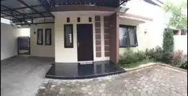Rumah pinggir jln dekat kantor imigrasi