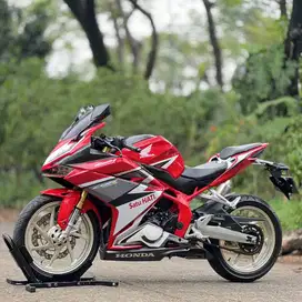 HONDA CBR250RR NON ABS RED RACING 2016 KM 13K SIAP NGEBUT