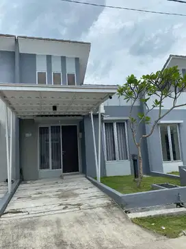 Disewakan / Dikontrakkan Rumah Modernland Cilejit