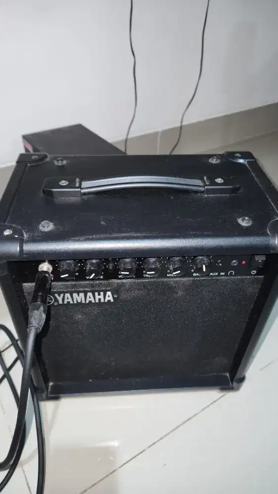 Ampli Gitar Yamaha GA15II