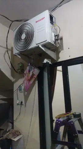 SERVICE AC BERGARANSI