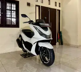 Honda PCX 160 ABS ISS (Tipe Tertinggi) MULUSSS Pajak Hidup Panjang
