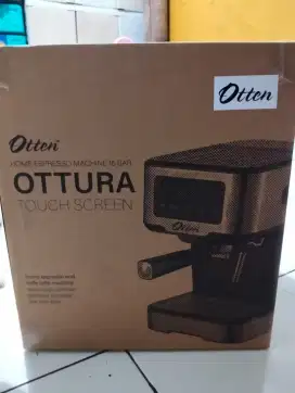 Otten Ottura, Mesin kopi dengan Layar Sentuh