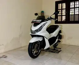 Honda PCX 160 ABS ISS (Tipe Tertinggi) MULUSSS Pajak Hidup Panjang