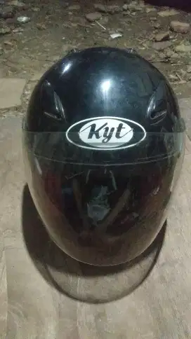 Dijual helm KYT dj maru