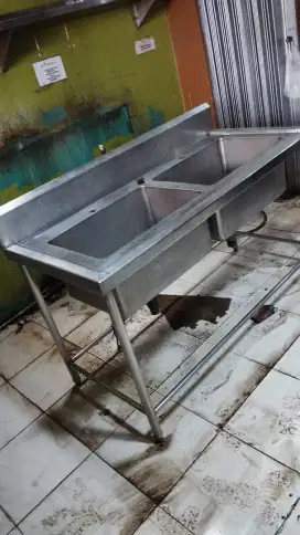 Ex restoran Stainless wastafel sink cuci piring 2 lubang