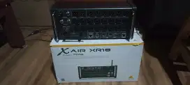 Mixer Berhinger XAir 18