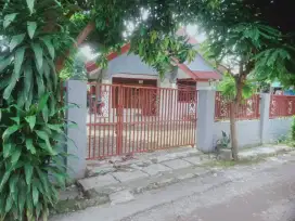 Di kontrkin pertahun