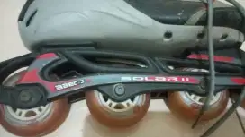 Sepatu roda SOLAR II