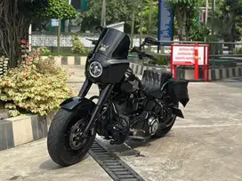 HARLEY DAVIDSON FATBOY CVO 2017