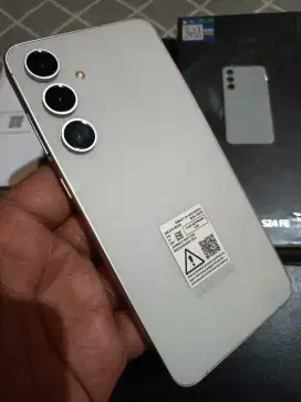 Samsung S24 FE 5G 8/256 GB Like New