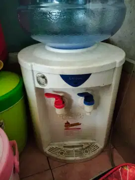jual Dispenser Miyako + Tabung gas 3 kg