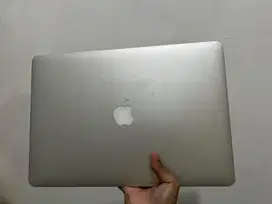 MacBook Pro 15 inch Retina Tahun 2015 Murah