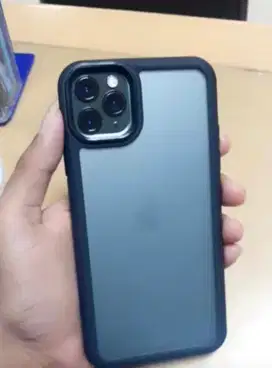 (READY.SIAP.KIRIM)PRELOVED.CASE.IPHONE11PROMAX.WARNAHITAM