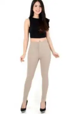 (READY.SIAP.KIRIM)PRELOVED.CELANA.CREAM.HW.JEGGING