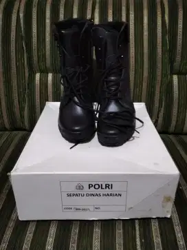 Sepatu PDL second like new