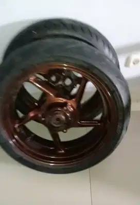 Velg Delkevic for ninfi
