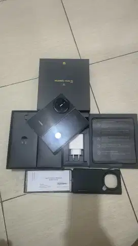 HUAWEI MATE X6 12/512 FULLSET LIKENEW