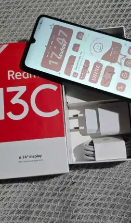 Redmi 13c Ram 8/256 Mulus banget Bekas pake Cewek