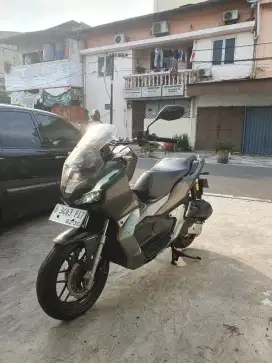 Honda adv cbs 2019 low km