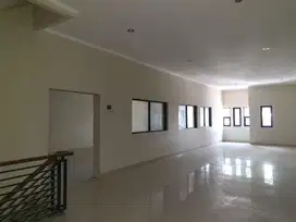 Ruko mainroad BKR Bandung lokasi strategis cocok buat kantor